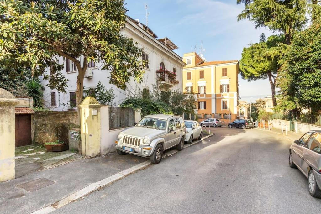 Apartment Il Giardino Di Linda A San Pietro Rome Bagian luar foto